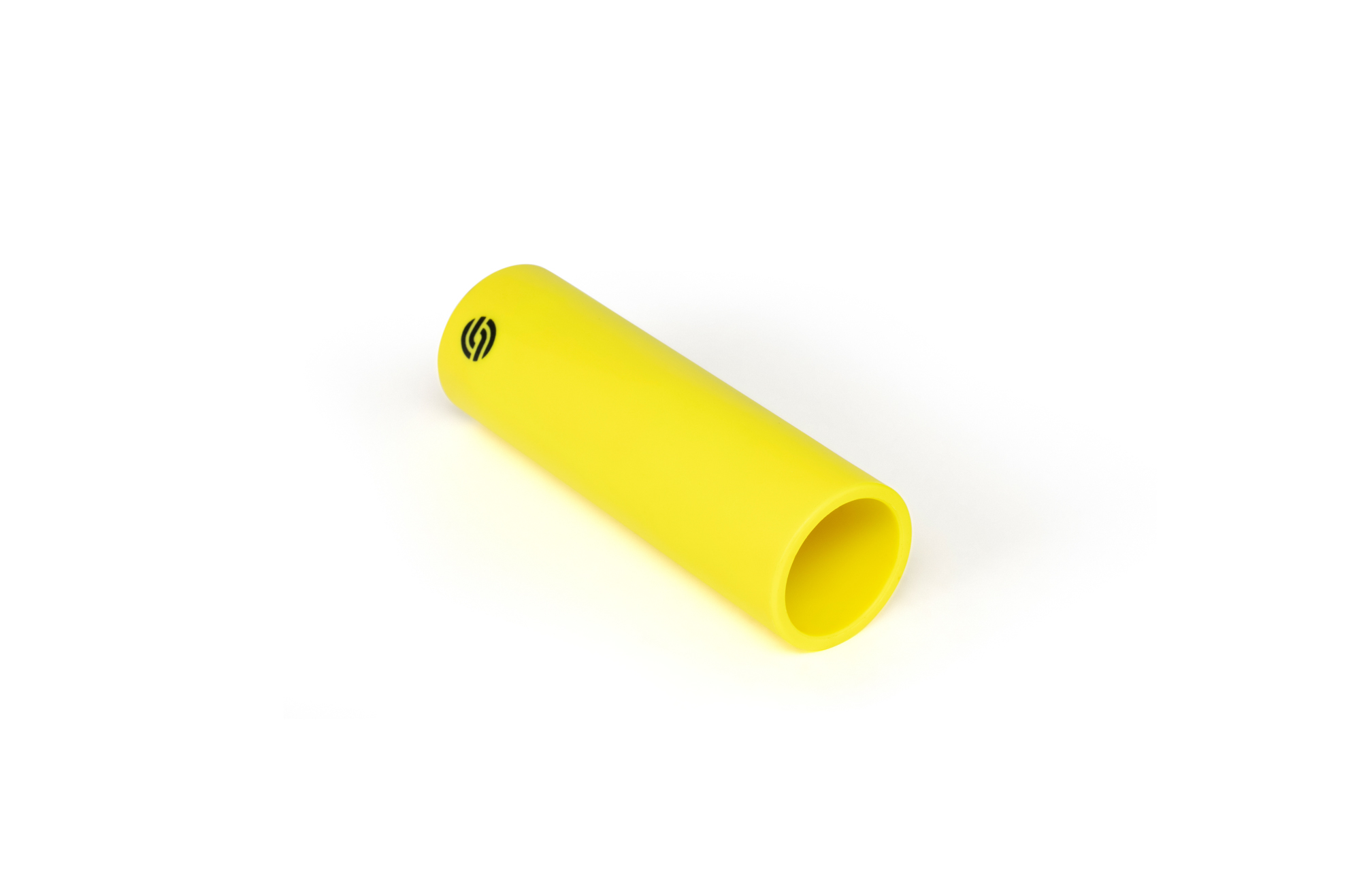 salt-AM-NYLON-sleeve_neon-yellow-1_web